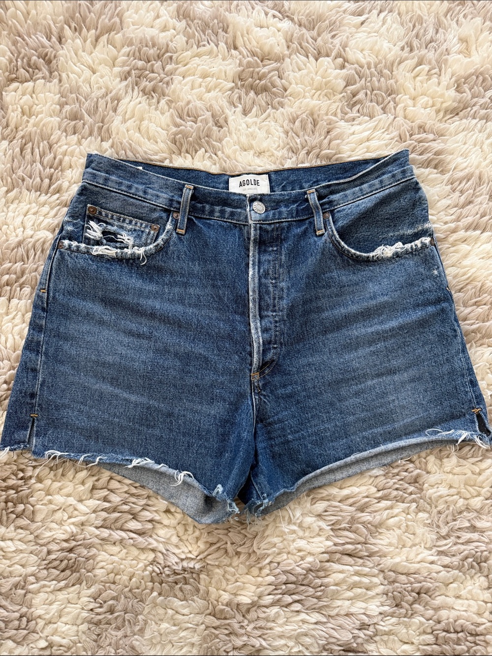 AGOLDE Dee High-Rise Denim Cutoff Shorts in Dark Blue